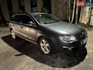 Авто Volkswagen Passat 2009 № 8311255