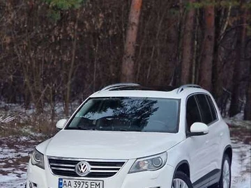 Авто Volkswagen Tiguan 2009 № 8311295