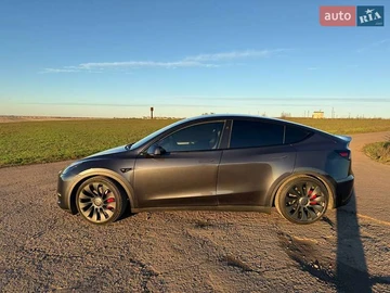 Авто Tesla Model Y 2024 № 8311521