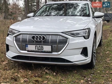 Авто Audi E-Tron 2019 № 8311523
