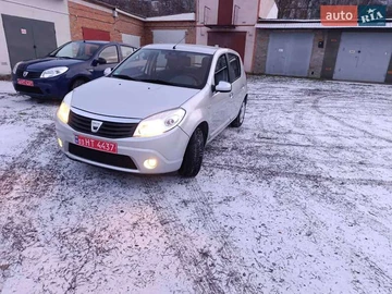 Авто Dacia Sandero 2009 № 8311689
