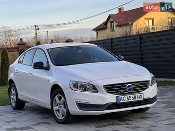 Авто Volvo S60 2015 № 8312008