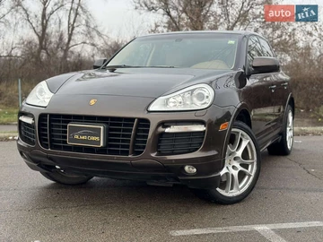 Авто Porsche Cayenne 2010 № 8312017
