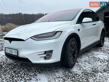 Авто Tesla Model X 2018 № 8312127