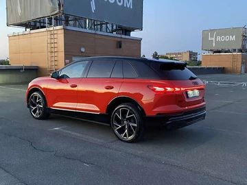 Авто Audi Q5 E-Tron 2022 № 8312156