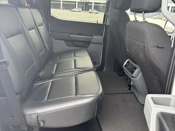 Авто Ford F-150 2023 № 8312313