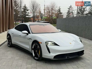 Авто Porsche Taycan 2020 № 8312325