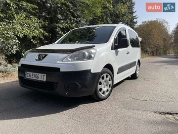 Авто Peugeot Partner 2010 № 8312513