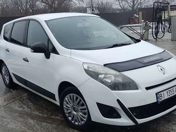 Авто Renault Grand Scenic 2010 № 8312591