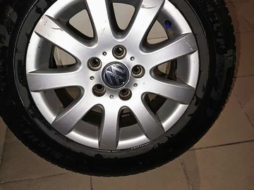 Авто Volkswagen Golf 2004 № 8312611