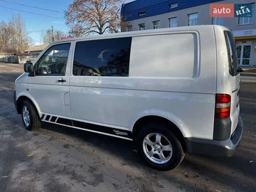 Авто Volkswagen Transporter 2006 № 8312628