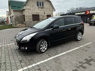 Авто Peugeot 5008 2011 № 8312738