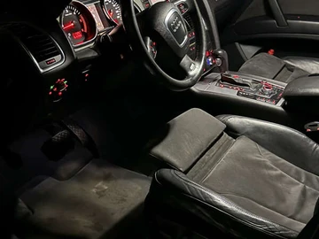Авто Audi Q7 2007 № 8312739