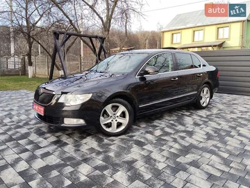 Авто Skoda Superb 2012 № 8312905