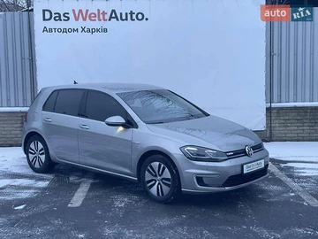 Авто Volkswagen E-Golf 2017 № 8312931