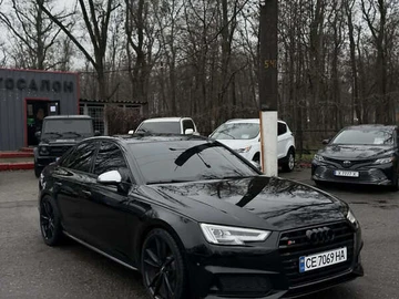 Авто Audi S4 2018 № 8313027