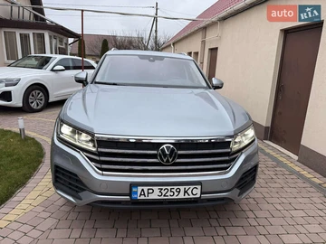 Авто Volkswagen Touareg 2023 № 8313248