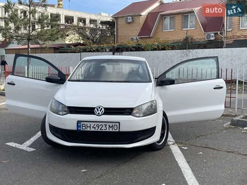 Авто Volkswagen Polo 2011 № 8314048