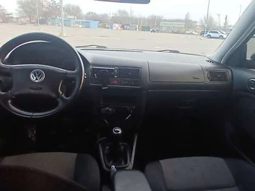 Авто Volkswagen Golf 2002 № 8314270