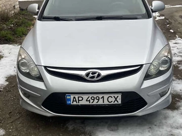 Авто Hyundai I30 2010 № 8314446