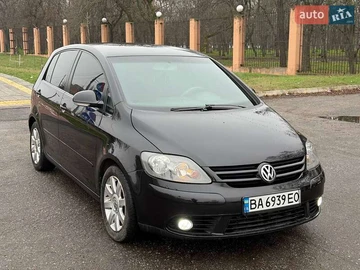 Авто Volkswagen Golf Plus 2005 № 8315120