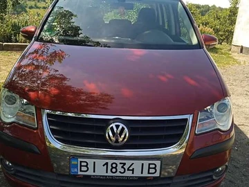 Авто Volkswagen Touran 2009 № 8315149