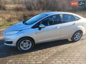 Авто Ford Fiesta 2017 № 8315836