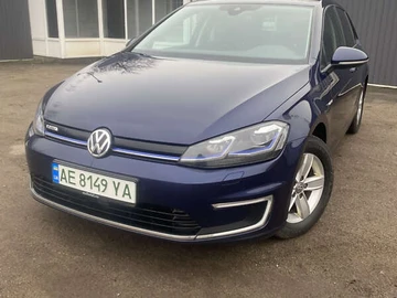 Авто Volkswagen E-Golf 2018 № 8315925