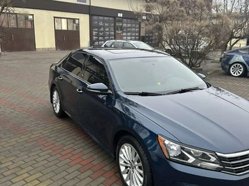 Авто Volkswagen Passat 2018 № 8316038