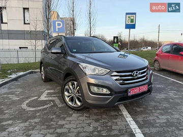 Авто Hyundai Santa Fe 2014 № 8316179