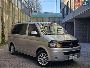 Авто Volkswagen Multivan 2013 № 8316192