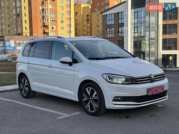 Авто Volkswagen Touran 2021 № 8316218