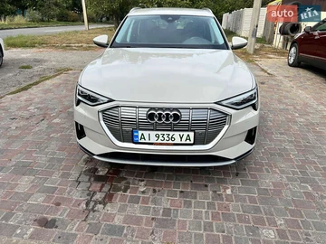 Авто Audi E-Tron 2020 № 8316221