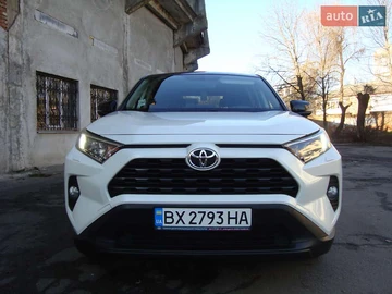 Авто Toyota Rav4 2021 № 8316253