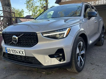 Авто Volvo Xc40 2023 № 8316256