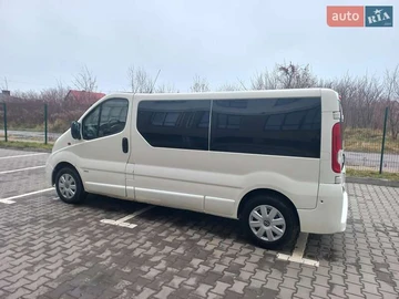 Авто Opel Vivaro 2010 № 8317022