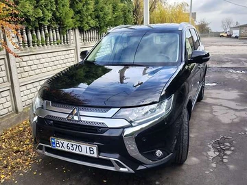Авто Mitsubishi Outlander 2021 № 8317191