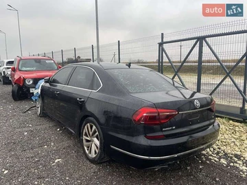 Авто Volkswagen Passat 2017 № 8317702