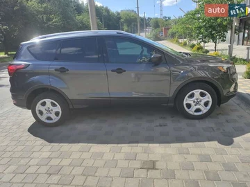 Авто Ford Escape 2018 № 8317972
