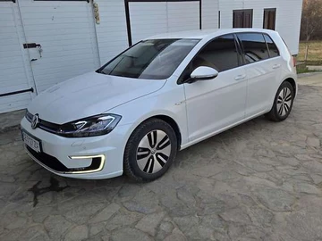 Авто Volkswagen E-Golf 2019 № 8318064