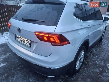 Авто Volkswagen Tiguan 2017 № 8318066
