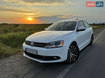 Авто Volkswagen Jetta 2012 № 8318178