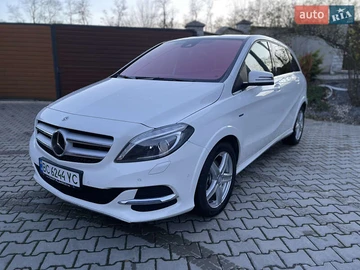 Авто Mercedes B-Class 2017 № 8318189