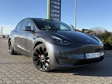 Авто Tesla Model Y 2021 № 8318256