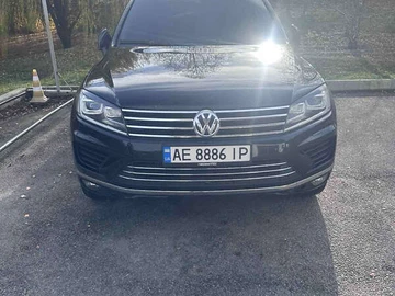 Авто Volkswagen Touareg 2015 № 8318308