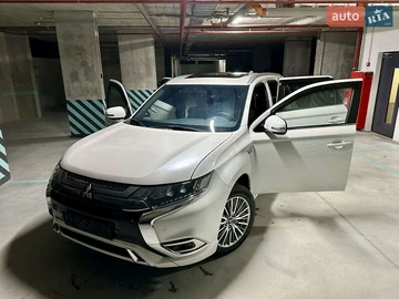 Авто Mitsubishi Outlander 2019 № 8318354