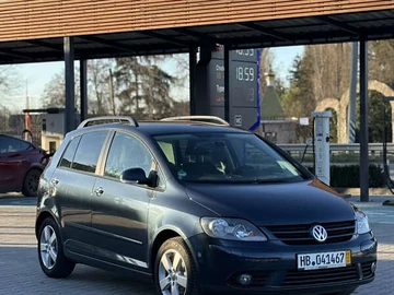 Авто Volkswagen Golf Plus 2008 № 8318379