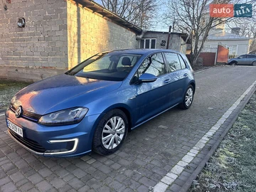 Авто Volkswagen E-Golf 2014 № 8318494