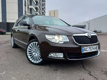 Авто Skoda Superb 2012 № 8318502