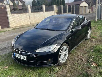 Авто Tesla Model S 2015 № 8318745